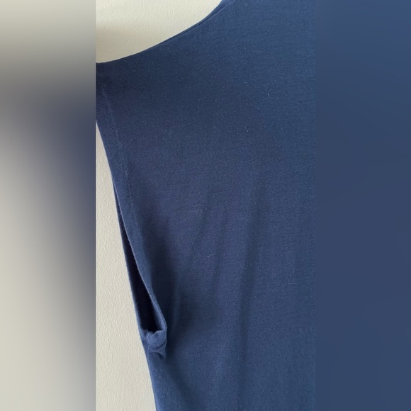 Philosophy: Women's Blouse- Size Large (94% Modal 65% Spandex) - Picture 6 of 9